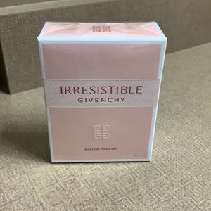 Givenchy Irresistible - Perfume/ Eau de Parfum